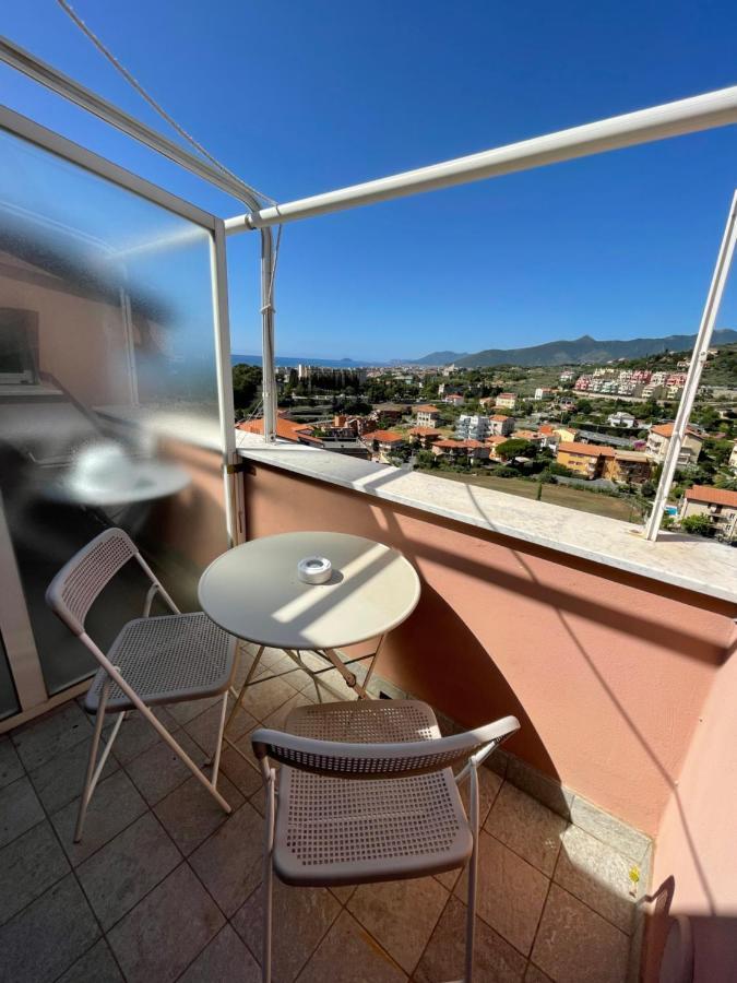 Appartamento Mimosa "A Casa Felice" بيترا ليغوري المظهر الخارجي الصورة