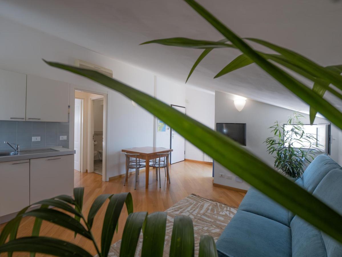 Appartamento Mimosa "A Casa Felice" بيترا ليغوري المظهر الخارجي الصورة