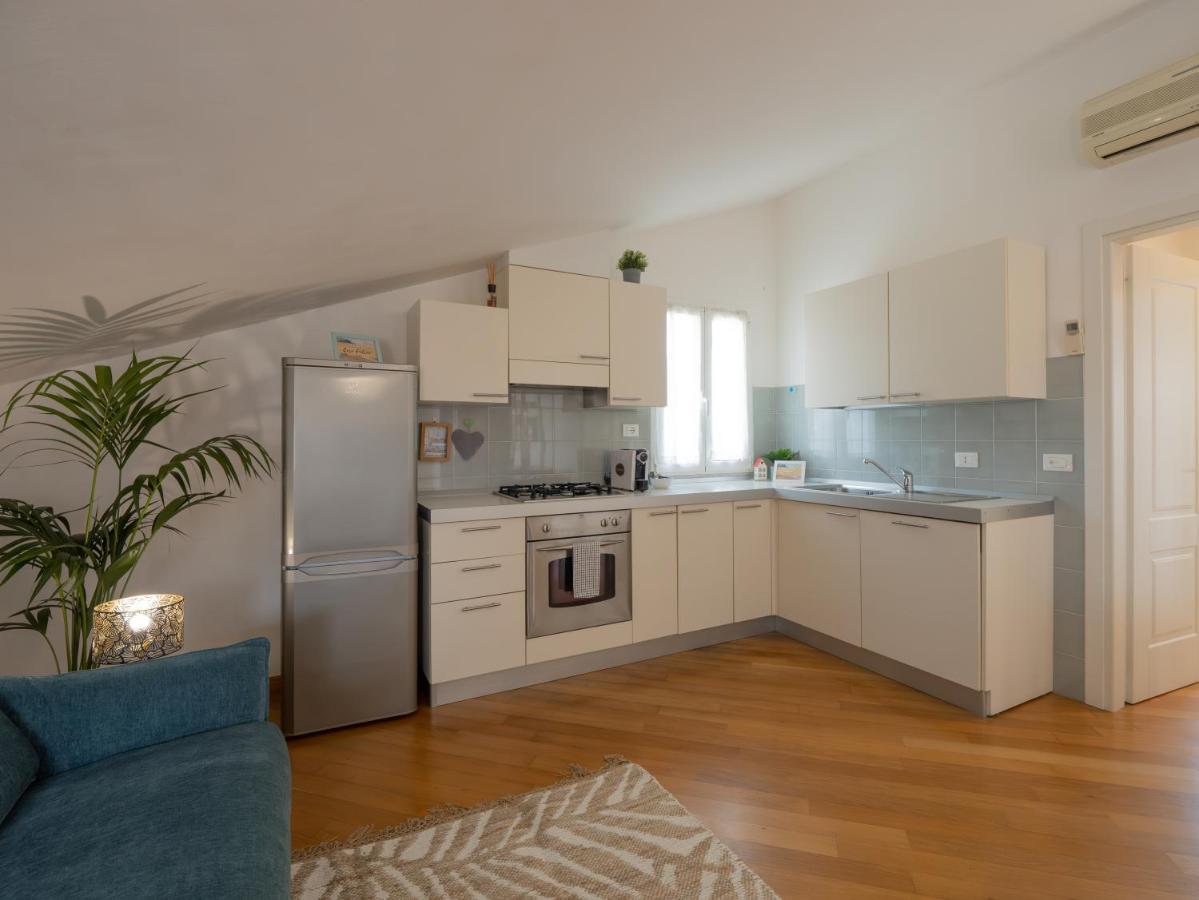 Appartamento Mimosa "A Casa Felice" بيترا ليغوري المظهر الخارجي الصورة