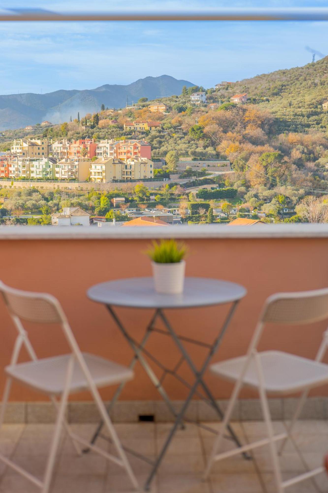 Appartamento Mimosa "A Casa Felice" بيترا ليغوري المظهر الخارجي الصورة