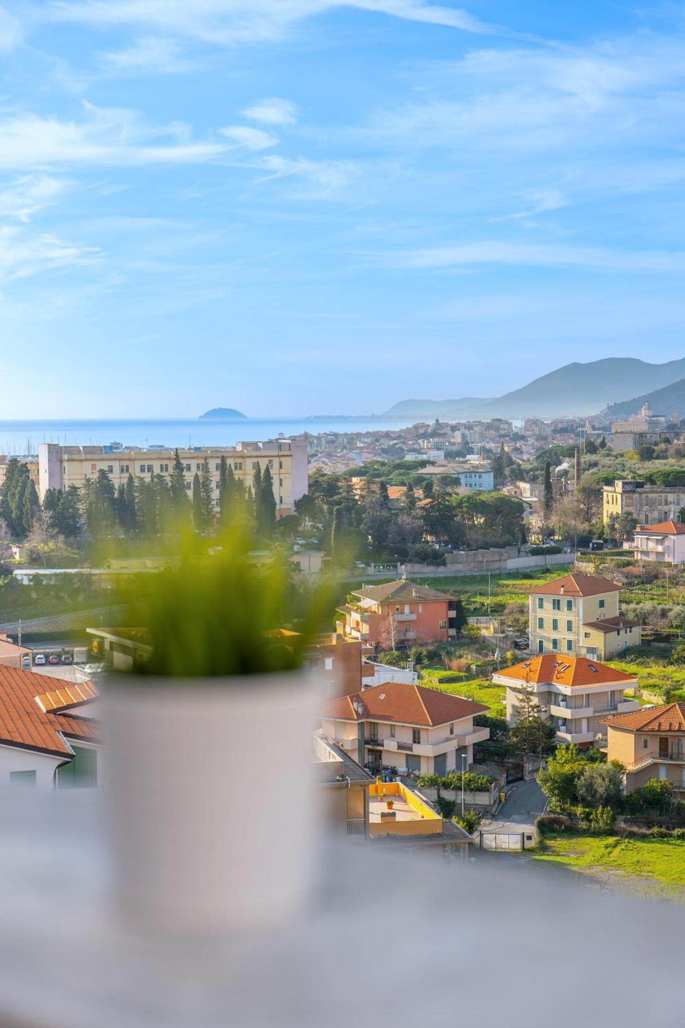 Appartamento Mimosa "A Casa Felice" بيترا ليغوري المظهر الخارجي الصورة